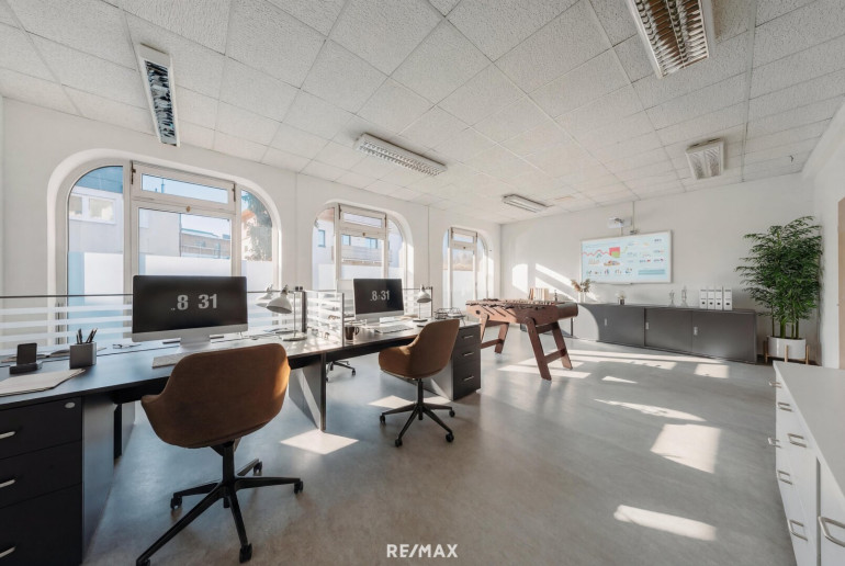 Büro / Praxis - 6322, Kirchbichl - Helle Büroräumlichkeiten im Zentrum von Kirchbichl!