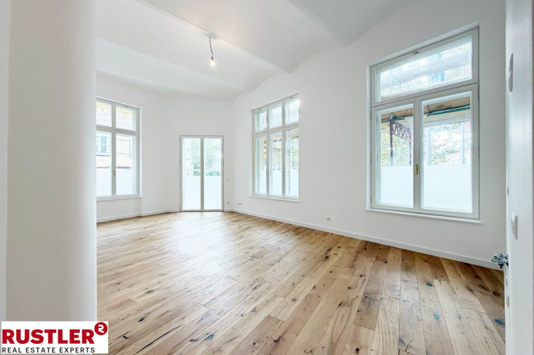 Büro / Praxis - 2340, Mödling - Wohnen oder Arbeiten – diese stilvolle Altbauwohnung bietet Beides!