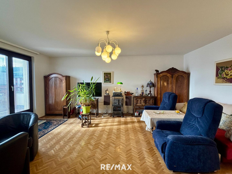 Wohnung - 1170, Wien - Gemütliche Wohnung mit viel Platz in bester Lage mit 2 Terrassen!