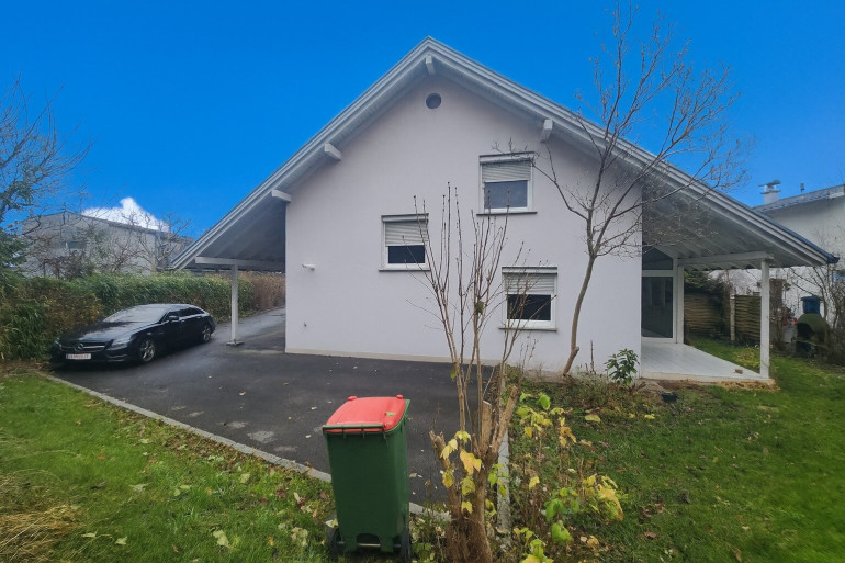 Haus - 6844, Altach - 🏡 Stylisches Reihenhaus mit Garten & Wintergarten in Altach 🌿