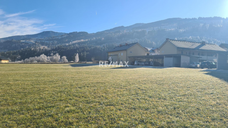 Grundstück - 8966, Aich - Nr. 1 von 6: Erschlossenes Baugrundstück in sonniger Lage! Spitzenpreis!