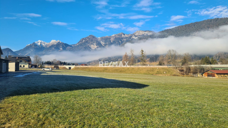 Grundstück - 8966, Aich - Nr. 2 von 6: Erschlossenes Baugrundstück in sonniger Lage! Spitzenpreis!
