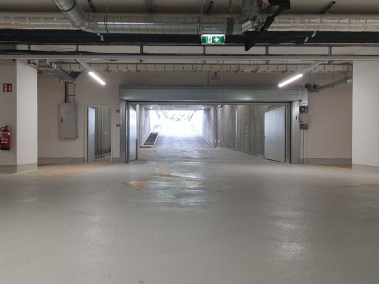 Immobilie - 1020, Wien - geräumiger und hoher Stellplatz beim Stadioncenter, WU und Stadion