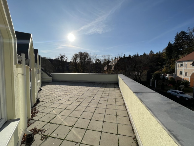 Wohnung - 1170, Wien - Erstbezug nach Umbau: Moderne 6 Zimmer Wohnung mit Klima & Terrasse in Neuwaldegger Grünlage zu mieten