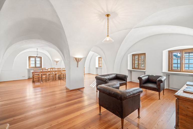 Haus - 7091, Breitenbrunn - Tradition trifft Zeitgeist: Historisches Streckhof-Juwel in absoluter Ruhelage mit Neusiedler See - Blick