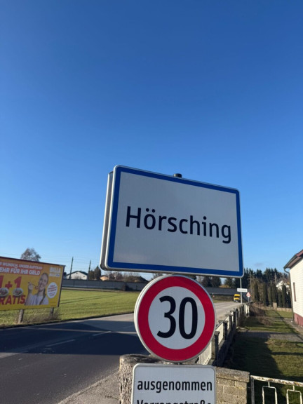 Haus - 4063, Hörsching - EIN sanierungsbedürftiges BESTANDSHAUS auf ZWEI gut geschnittenen BAUPARZELLEN