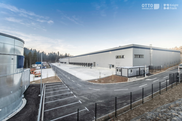Halle / Lager / Produktion - 1370, Logatec - Logistiklager A1 Ljubljana / Logatec