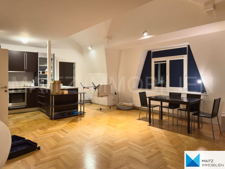 Wohnung - 1190, Wien - EXPATS WELCOME! COTTAGE-VILLA: Großzügige Dachgeschosswohnung mit 2 Zimmern **LIFT & KLIMAANLAGE**