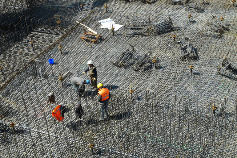 Grundstück - 8401, Kalsdorf bei Graz - Bauträgerchance in Kalsdorf – Baugrund inkl. bewilligtem Projekt um nur € 300,– / m²