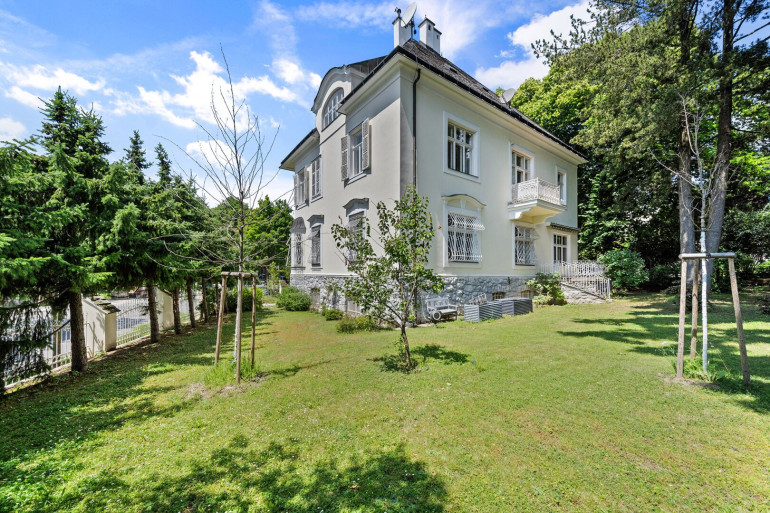 Haus - 1180, Wien - Rarität im Cottageviertel – Stilvolle Altbauvilla in exklusiver Lage