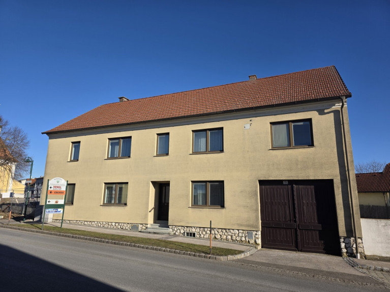 Haus - 3464, Pettendorf - „NUR 25 MINUTEN von WIEN!“ EIN- ODER ZWEIFAMILIENHAUS – schönes ECKGRUNDSTÜCK