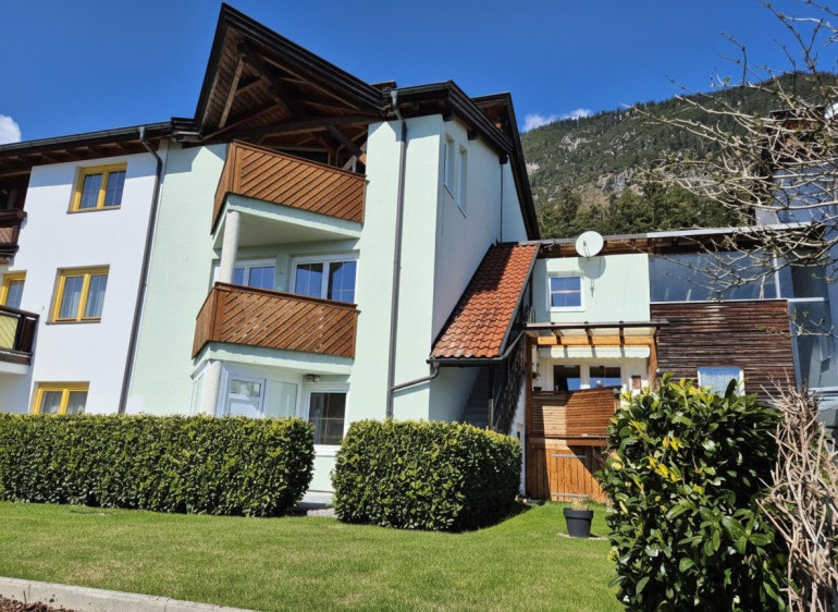 Haus - 6069, Gnadenwald - Großes Reihenhaus mit 2 Wohneinheiten