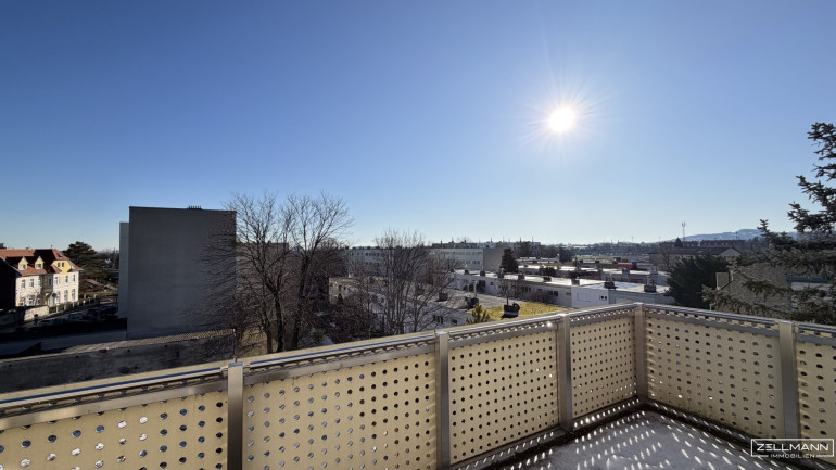 Wohnung - 2345, Brunn am Gebirge - Dachgeschosswohnung mit Terrasse in RUHELAGE in Brunn am Gebirge | ZELLMANN IMMOBILIEN