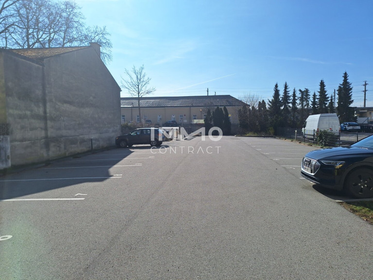 Immobilie - 3300, Amstetten - Parkplätze zu vermieten, eingezäunt neben Bahnhof