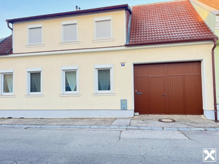 Haus - 2463, Stixneusiedl - Charmantes Einfamilienhaus mit großem Grundstück und Stadl!