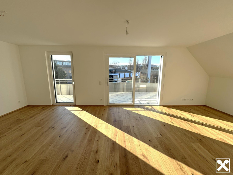 Wohnung - 1210, Wien - Raumwunder im Dachgeschoss – Wohnen mit drei Freiflächen