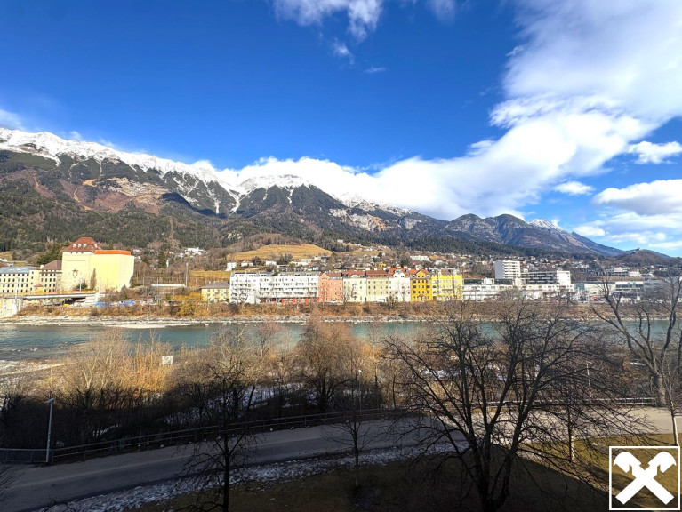 Wohnung - 6020, Innsbruck - Wohnen mit Ruhe, Aussicht und Qualität – stilvolle 3-Zimmer-Wohnung in Innsbruck