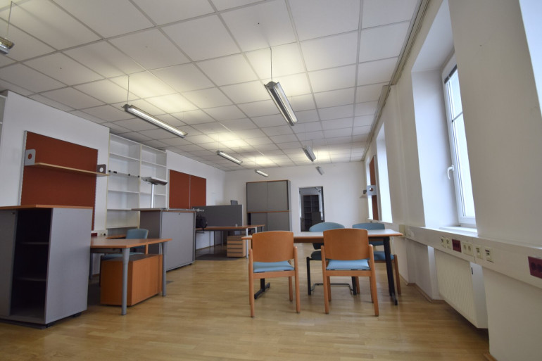 Büro / Praxis - 4040, Linz - MÖBLIERTES BÜRO - JETZT FÜR SIE BEREIT