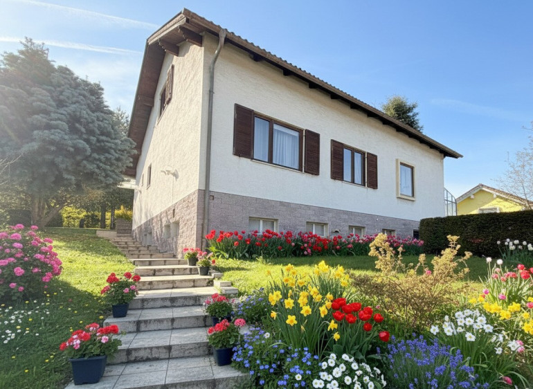 Haus - 3032, Eichgraben - Ihr Traumhaus in zentraler Eichgrabener Lage: 4 Zimmer, herrlicher Garten, Garage!