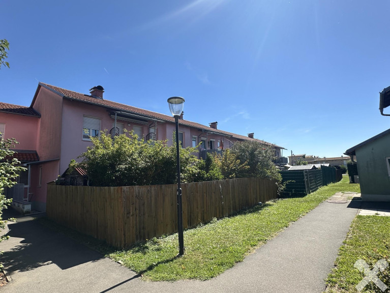 Wohnung - 8054, Graz - Anlegerhit: Charmante 2-Zimmer Wohnung mit Balkon und Parkplatz in Graz-Straßgang