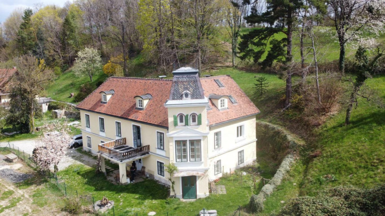 Haus - 8010, Graz - Graz – Rosenberg: Historisches Juwel mit Weitblick | Graz – Rosenberg: Historic jewel with panoramic views