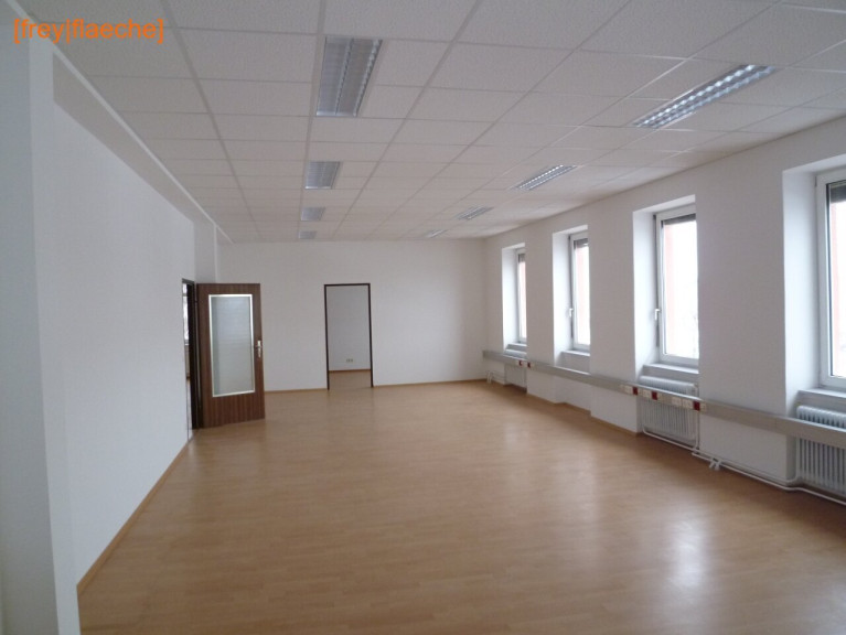 Büro / Praxis - 1230, Wien - 223 m² Büro nahe Liesinger Platz