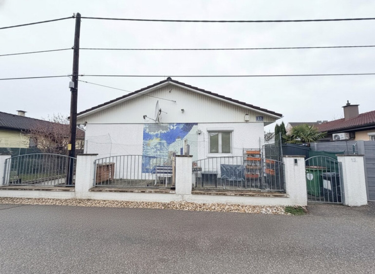 Haus - 1220, Wien - Einfamilienhaus / Bungalow in absoluter Ruhelage auf 308 m2 großen Eigengrund, Nähe U2 Station Aspern Nord / Seestadt!