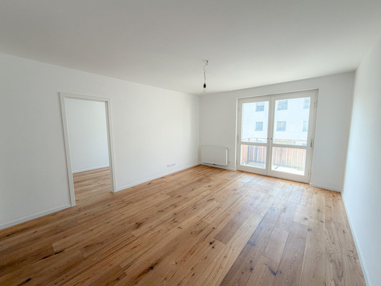 Wohnung - 1120, Wien - Schnäppchen: Sanierte 4-Zi.-Wohnung – bereit für Einzug oder Vermietung!