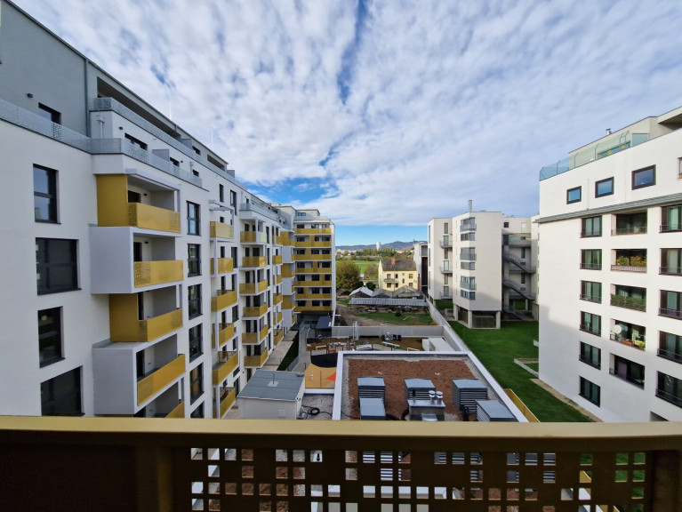 Wohnung - 1220, Wien - Innenhof-Ruhelage mit Balkon beim Donauzentrum