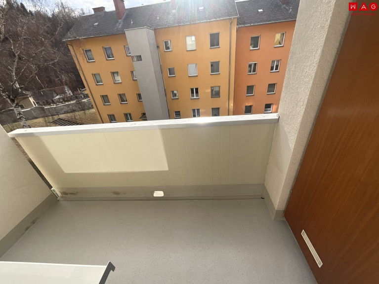 Wohnung - 8790, Eisenerz - Sonnige 2-Zimmerwohnung mit neuem Badezimmer, Loggia und Parkplatz