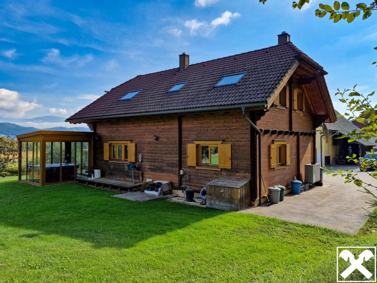 Haus - 9155, Neuhaus - Wo Mensch und Tier im Einklang leben - Arrondierte Landwirtschaft Nähe Bleiburg