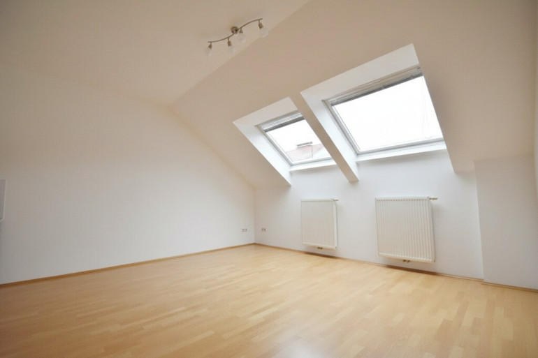 Wohnung - 4040, Linz - HELLE DACHGESCHOSS-GARCONIERE IN LINZ-URFAHR