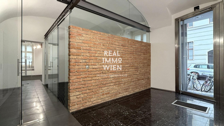 Büro / Praxis - 1090, Wien - Repräsentative Gewerbeeinheit mit 10 vielseitigen Räumen Nähe Schottentor