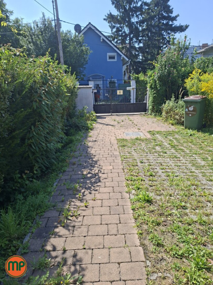 Haus - 1220, Wien - Renovieren oder Schleifen? - das ist hier die Frage