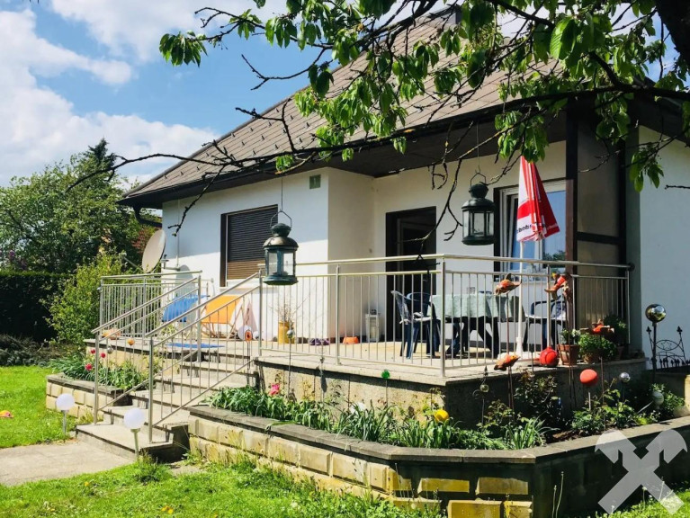 Haus - 8401, Großsulz - Bungalow mit viel Potenzial in gefragter Lage von Großsulz bei Kalsdorf!