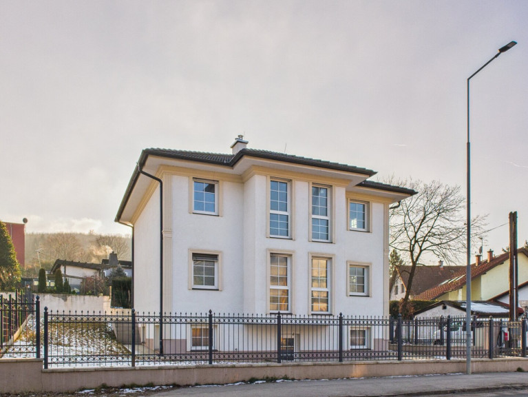 Haus - 3400, Kierling - Haus kaufen in Kierling: Klassische Eleganz, 4 Zimmer & hochwertige Markenausstattung