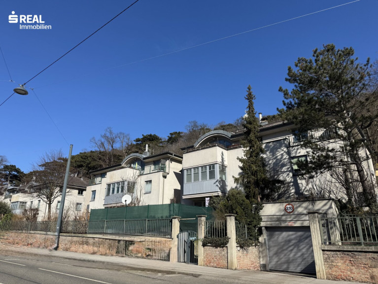 Wohnung - 1170, Wien - Neuwaldegg - charmant und außergewöhnlich - DG-Wohnung mit Sonnenterrasse und Balkon