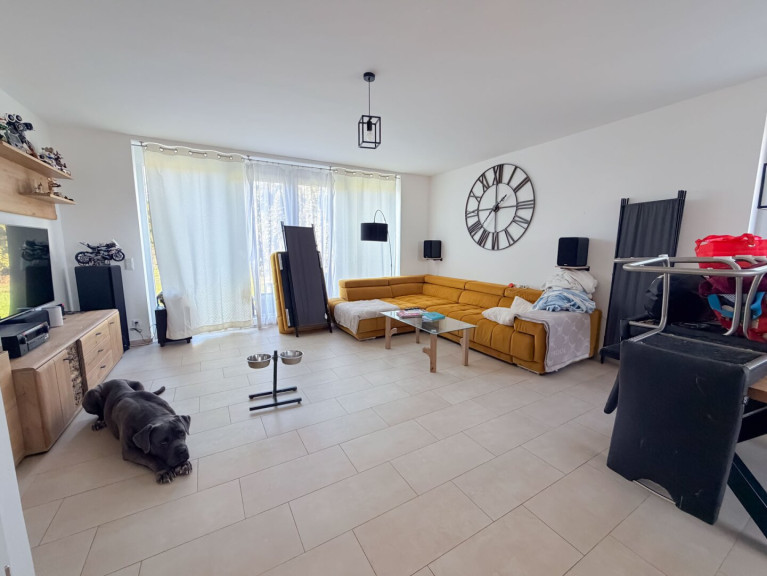 Haus - 2486, Landegg - Haus mit Garten und 2 Parkplätzen vor der Tür in Pottendorf-Landegg Nähe Bahnhof!