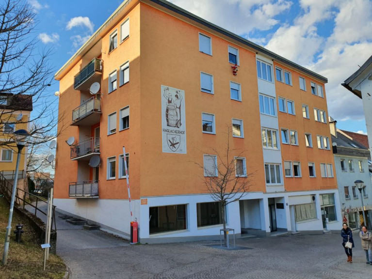 Sonstige - 9500, Villach - Parkplätze in der Widmanngasse zu mieten!
