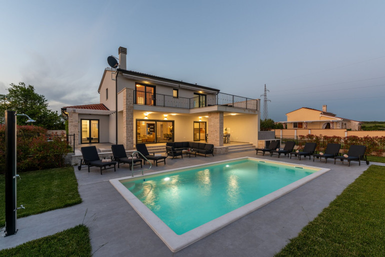 Haus - 52474, Brtonigla - *** Mediterrane Villa mit Pool *** in Brtonigla (Region Novigrad) an der istrischen Adriaküste