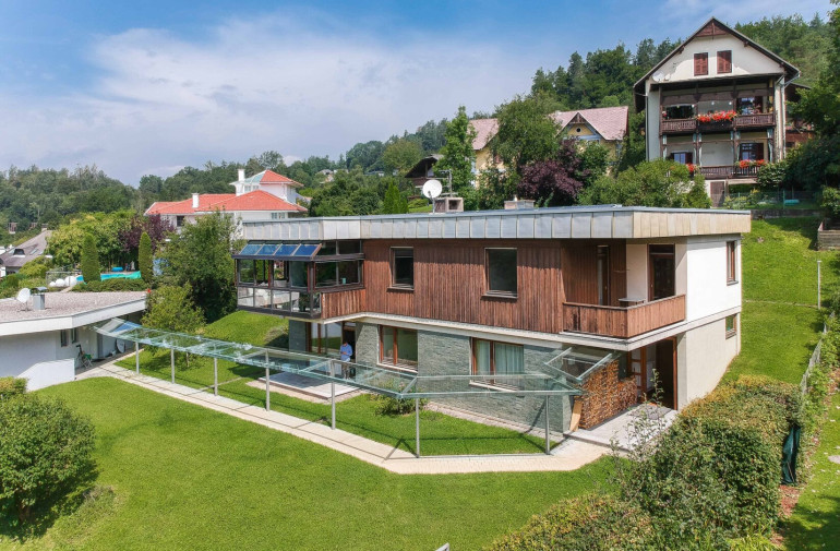 Haus - 9201, Krumpendorf am Wörthersee - *** Seeblick & Exklusivität *** Genießen Sie ein traumhaftes Refugium am Wörthersee!