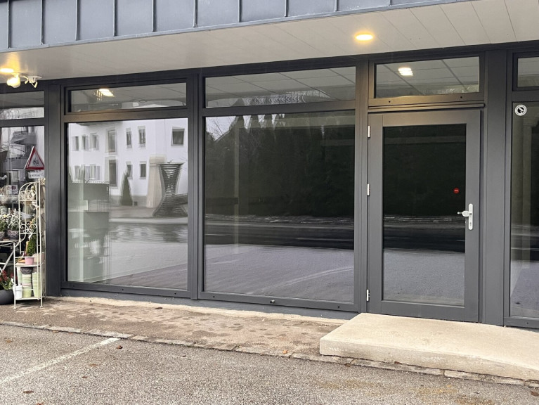 Einzelhandel - 5121, Ostermiething - DEIN Geschäft in Ostermiething - modern + stylisch