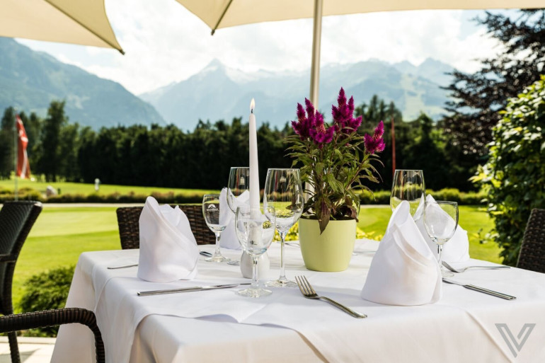 Wohnung - 5700, Zell am See - Blick auf das Kitzsteinhorn- Wohnung direkt am Golfplatz