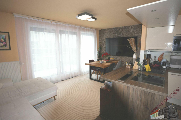 Wohnung - 1210, Wien - Ruhig wohnen mit Terrasse & Garage – helle Eigentumswohnung in 1210 Wien