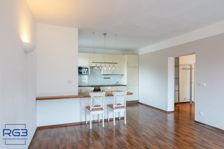 Wohnung - 2340, Mödling - Wohnen mit Weitblick – helle 2-Zimmer-Wohnung im 6. Stock mit Loggia