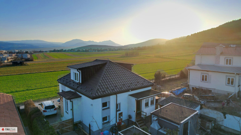 Haus - 2630, Ternitz - Charmantes Einfamilienhaus, teilsaniert I Vollunterkellert