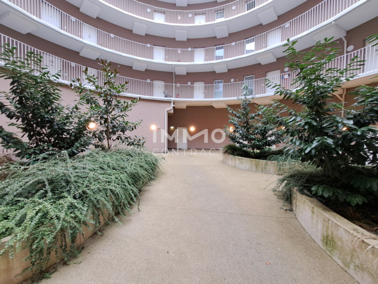 Wohnung - 8054, Graz - Moderne 2-Zi-DG-Wohnung mit Balkon, Fußbodenheizung & Aufzug in 8054 Graz | Straßganger Straße 380 a Top 48