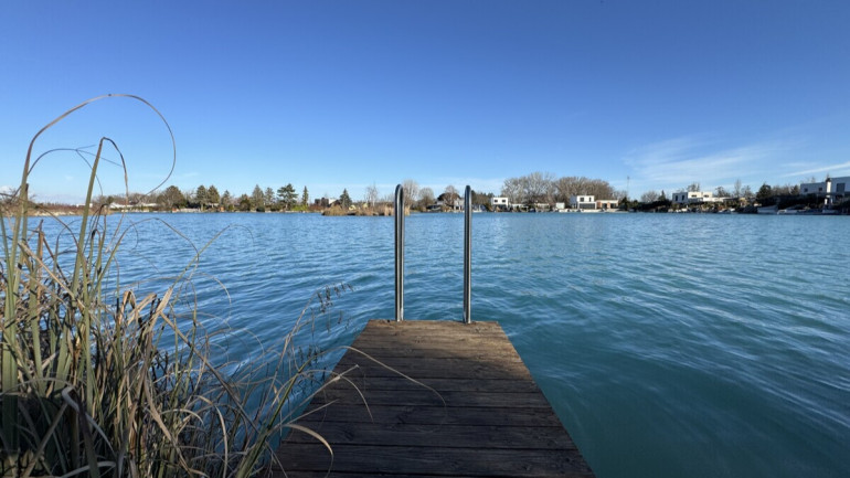 Haus - 2482, Münchendorf - 2482 Münchendorf | Charmantes SEEHAUS ca. 102 m² am türkisblauen, paradiesischen Dürrsee | Direkter Seezugang