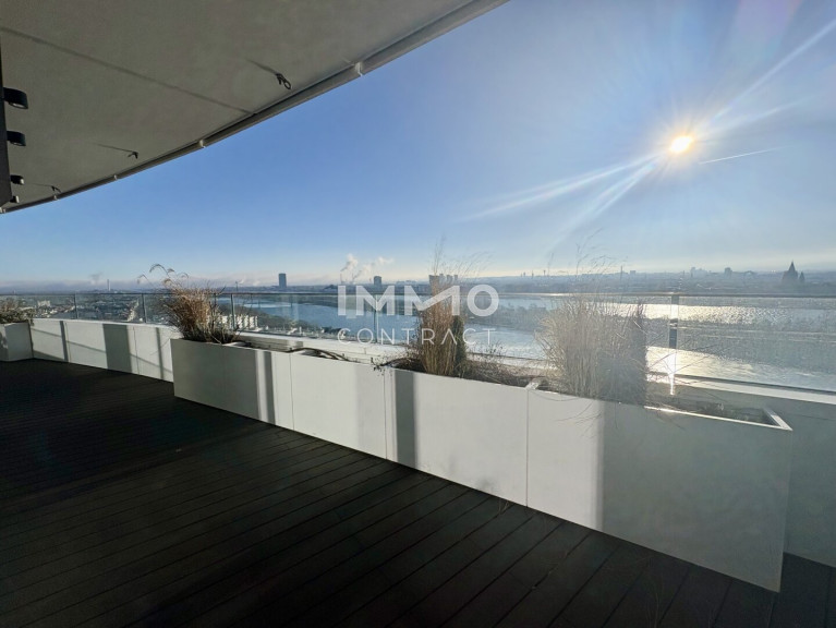 Wohnung - 1220, Wien - Außergewöhnlicher Balkon, Sonne fast den ganzen Tag, Ausblick wohin das Auge reicht: Neubau Erstbezug DANUBEFLATS