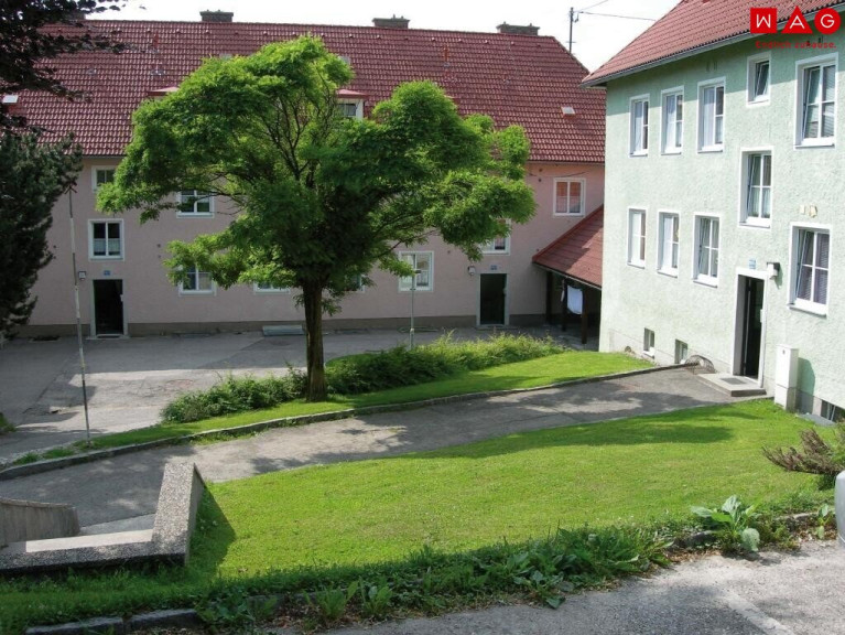 Wohnung - 4843, Ampflwang - Raus aus dem Stadtlärm – rein ins Grüne! Gemütliche 1-Zimmer-Wohnung in zentraler Lage – ab sofort!